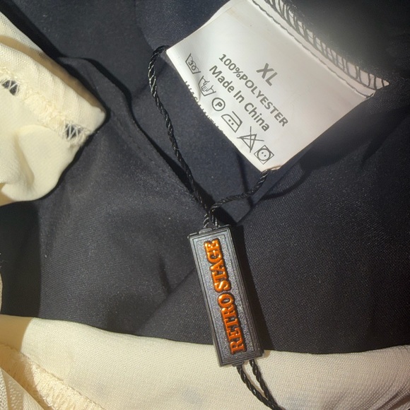 NWT Retro stage size XL romper, one piece, jumpsuit polka Dot Halter One Piece - Picture 3 of 3